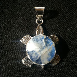 Turtle pendant with moonstone